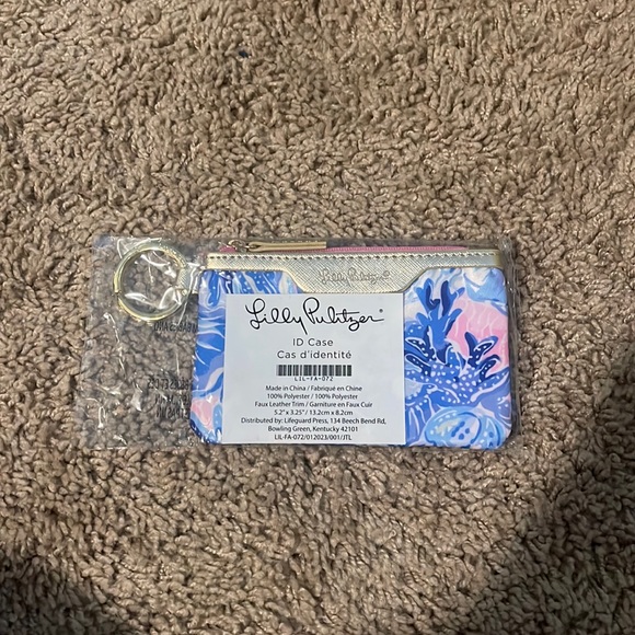 Lilly Pulitzer ID CASE - Picture 1 of 2